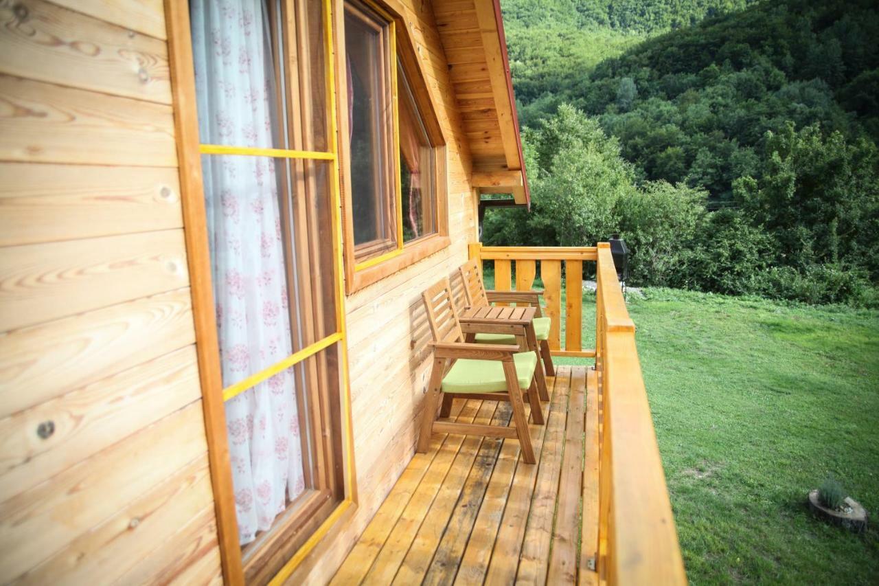 Taramour Cottages. โมจโคแวก ภายนอก รูปภาพ